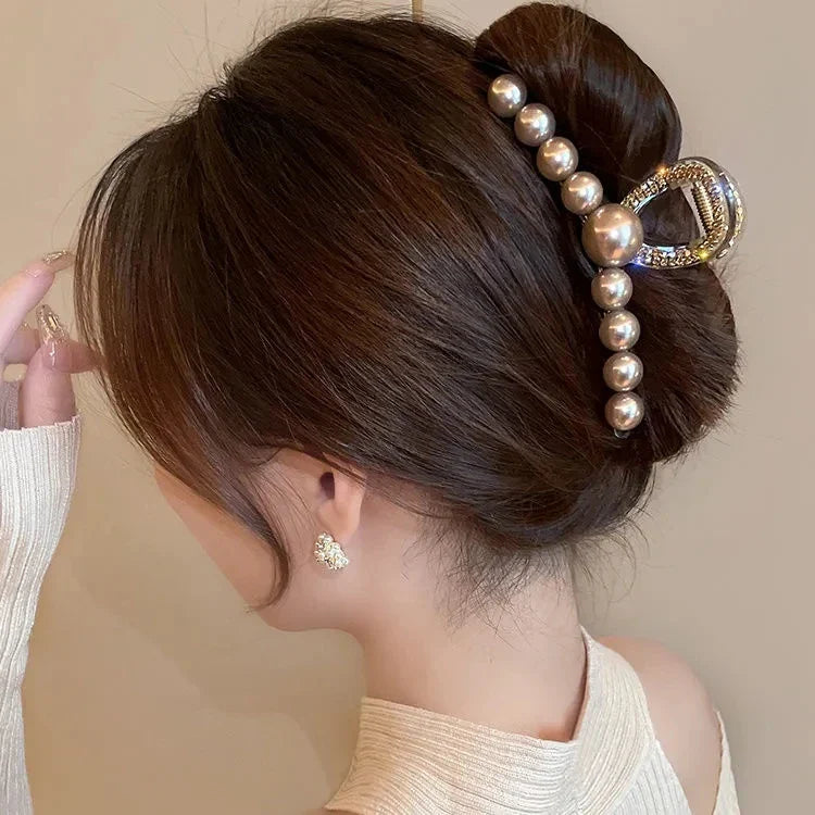 New 2024 Korean Champagne Color High-end Imitation Pearl Rhinestone Large Fashionable Girl's Back Hair Clip