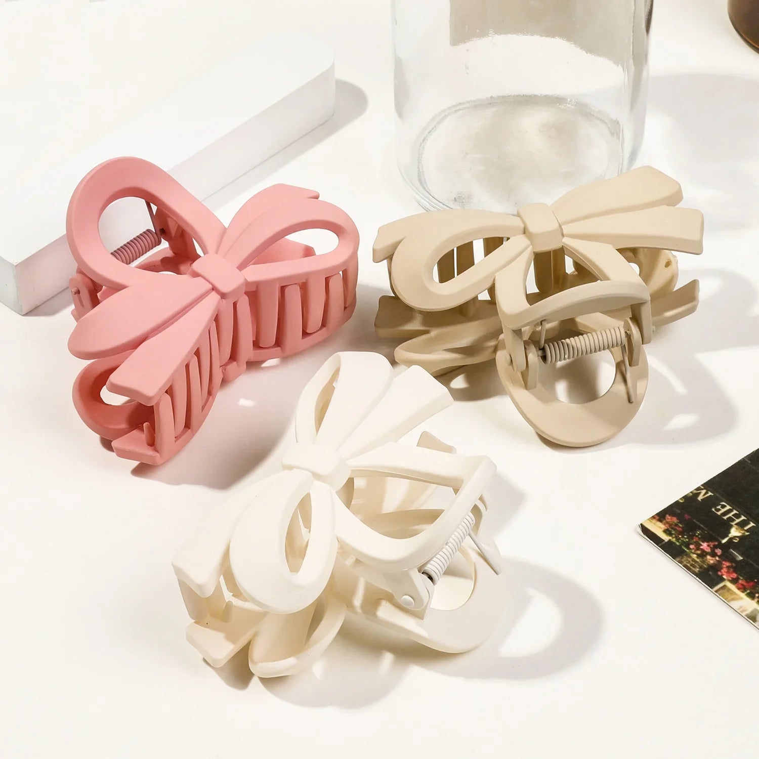 Matte Bow Large Hair Claw Crab Korea Women Solid Acrylic Hair Clips Hairpins Girls Ponytail Hair Accessories Barrettes Headbands