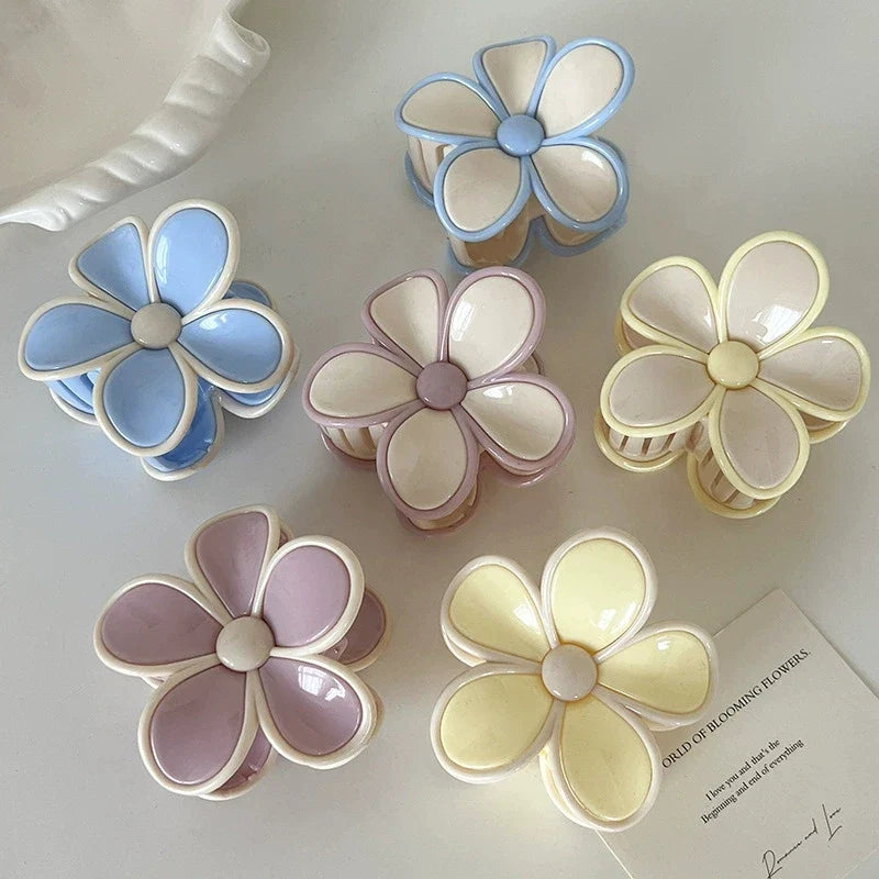 Cream Mousse Flower Medium Grab Clip Atmosphere Shark Back Head Plate Hairpin Half Tie Hair Summer New Claw Leading Fashion Kpop