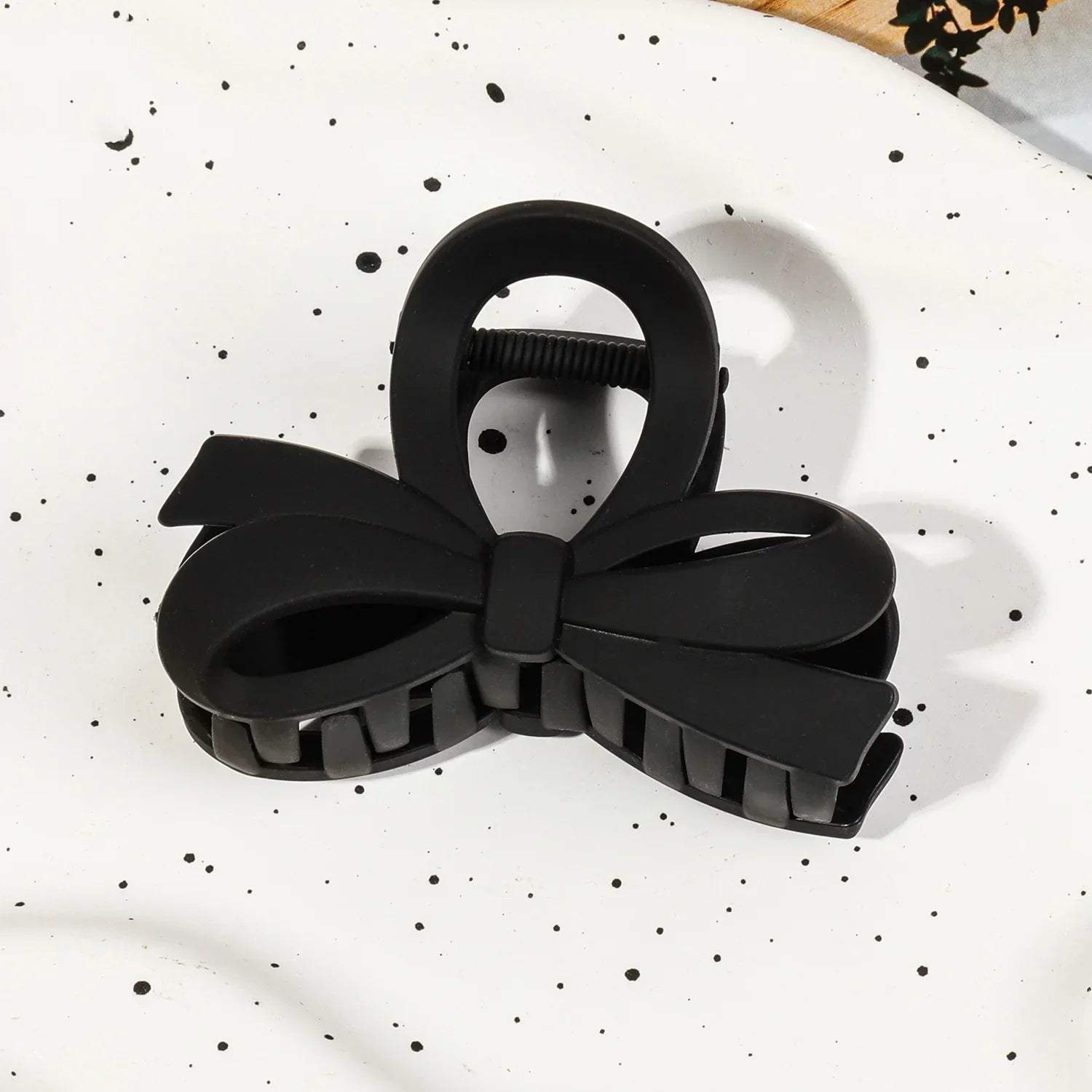 Matte Bow Large Hair Claw Crab Korea Women Solid Acrylic Hair Clips Hairpins Girls Ponytail Hair Accessories Barrettes Headbands