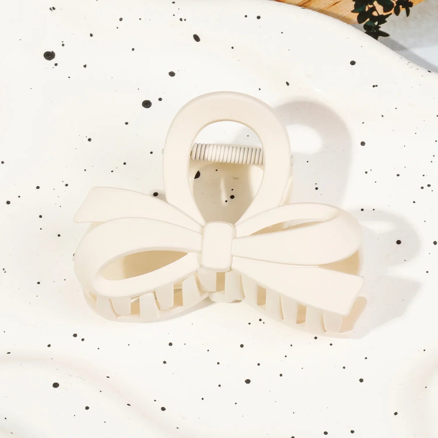 Matte Bow Large Hair Claw Crab Korea Women Solid Acrylic Hair Clips Hairpins Girls Ponytail Hair Accessories Barrettes Headbands