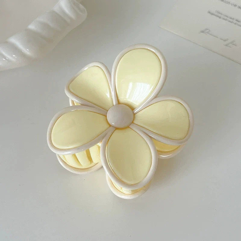 Cream Mousse Flower Medium Grab Clip Atmosphere Shark Back Head Plate Hairpin Half Tie Hair Summer New Claw Leading Fashion Kpop