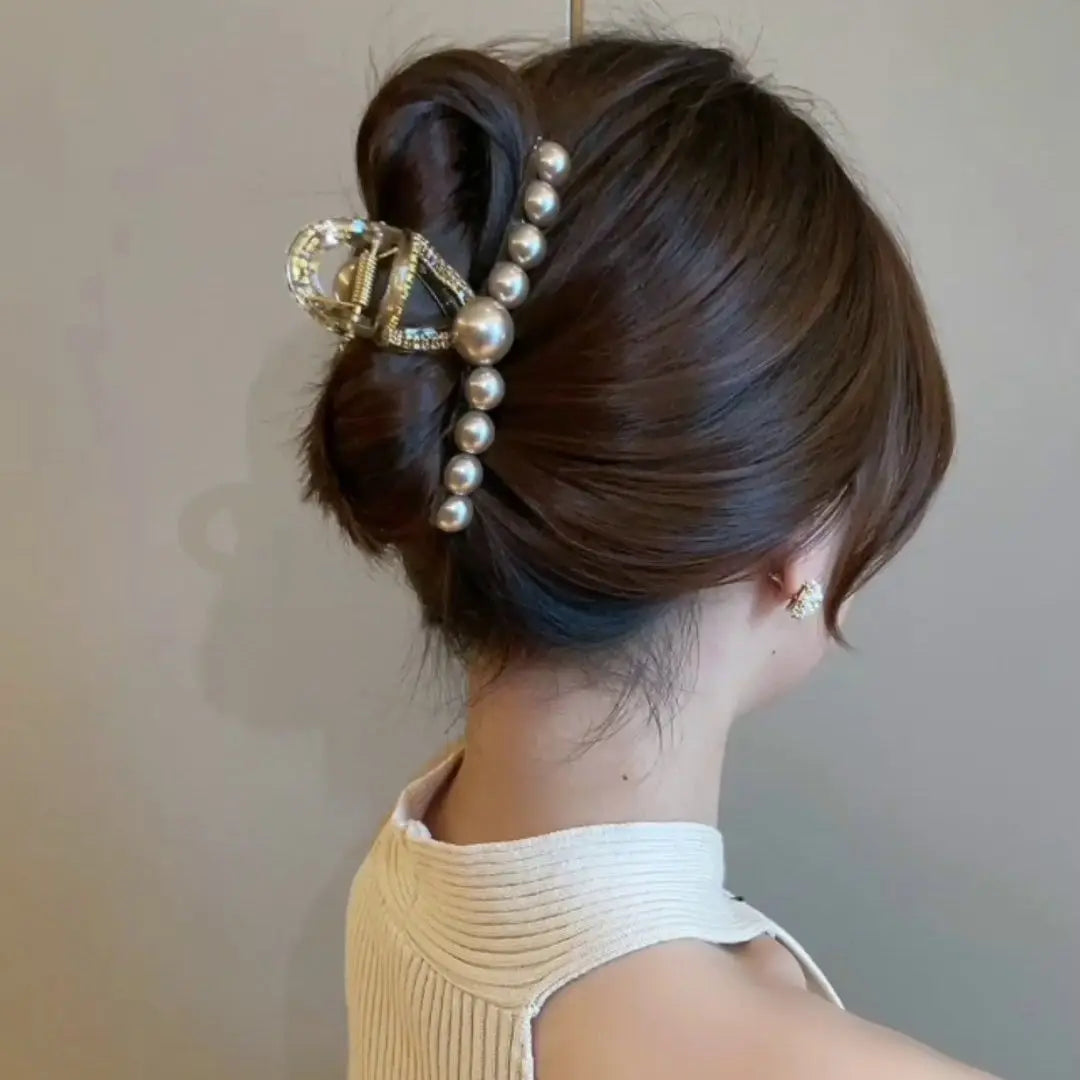 New 2024 Korean Champagne Color High-end Imitation Pearl Rhinestone Large Fashionable Girl's Back Hair Clip